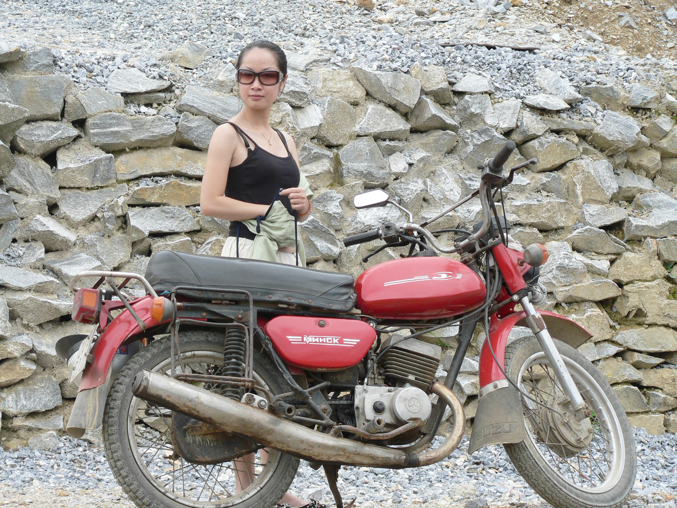 Bóng hồng bên Minsk. Bóng hồng bên Minsk