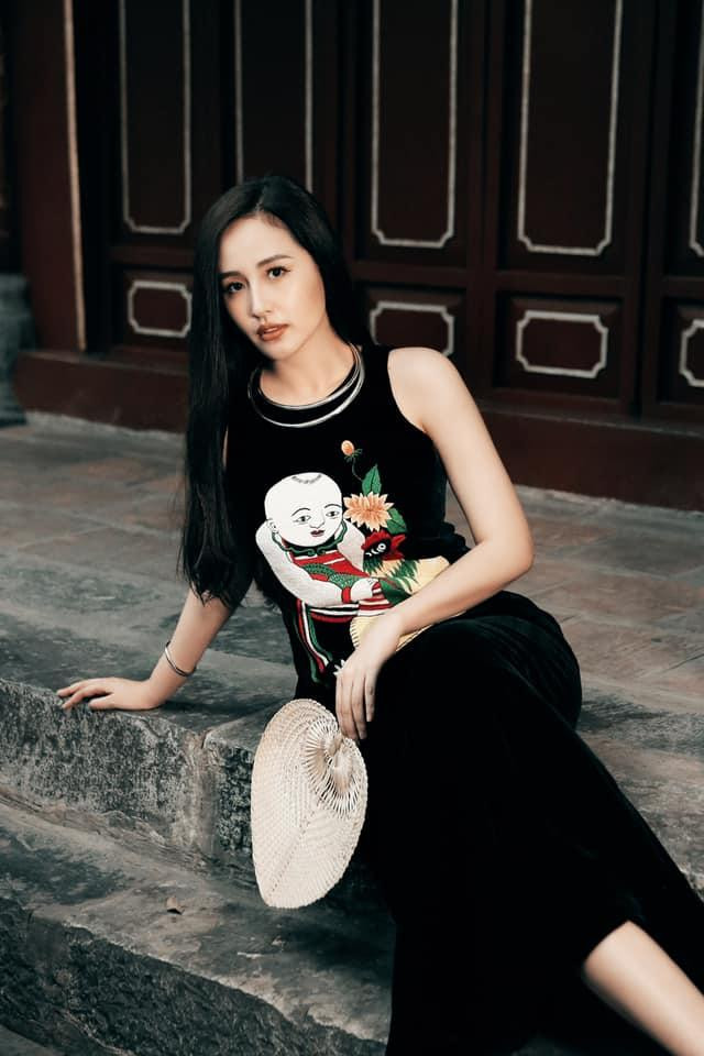 Visual 'đỉnh cao' của nàng hậu gốc Hà thành trong bộ ảnh khiến fans trầm trồ.