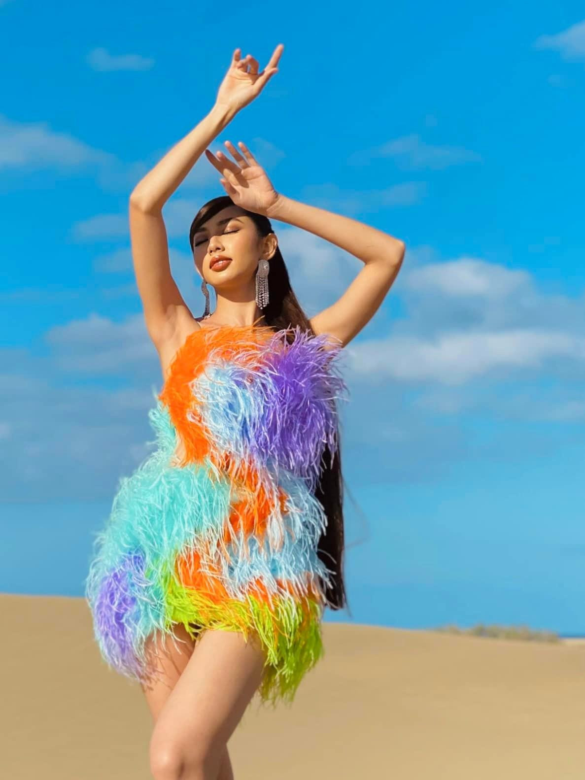 Những hình ảnh đẹp lung linh như trên tạp chí của Thuỳ Tiên tại Tây Ban Nha. Những hình ảnh đẹp lung linh như trên tạp chí của Thuỳ Tiên tại Tây Ban Nha.