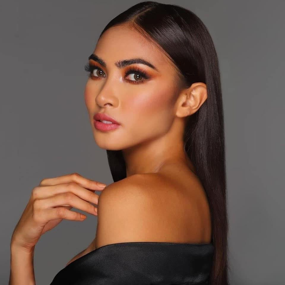 Trong một bài đăng trên Instagram, Hoa hậu Hoàn vũ Philippines thừa nhận cô bị thu hút bởi cả nam và nữ. "Trong con người tôi tồn tại cả sự nữ tính và nam tính", Beatrice nói.