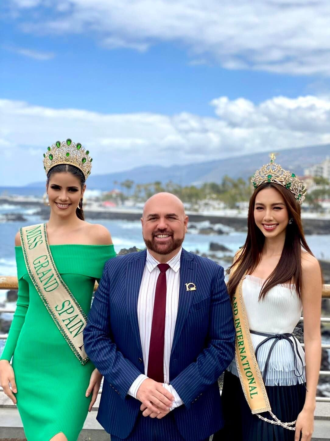 Diện trang phục giản dị, Thuỳ Tiên vẫn đẹp rạng ngời ở Tây Ban Nha ảnh 4 Diện trang phục giản dị, Thuỳ Tiên vẫn đẹp rạng ngời ở Tây Ban Nha ảnh 4