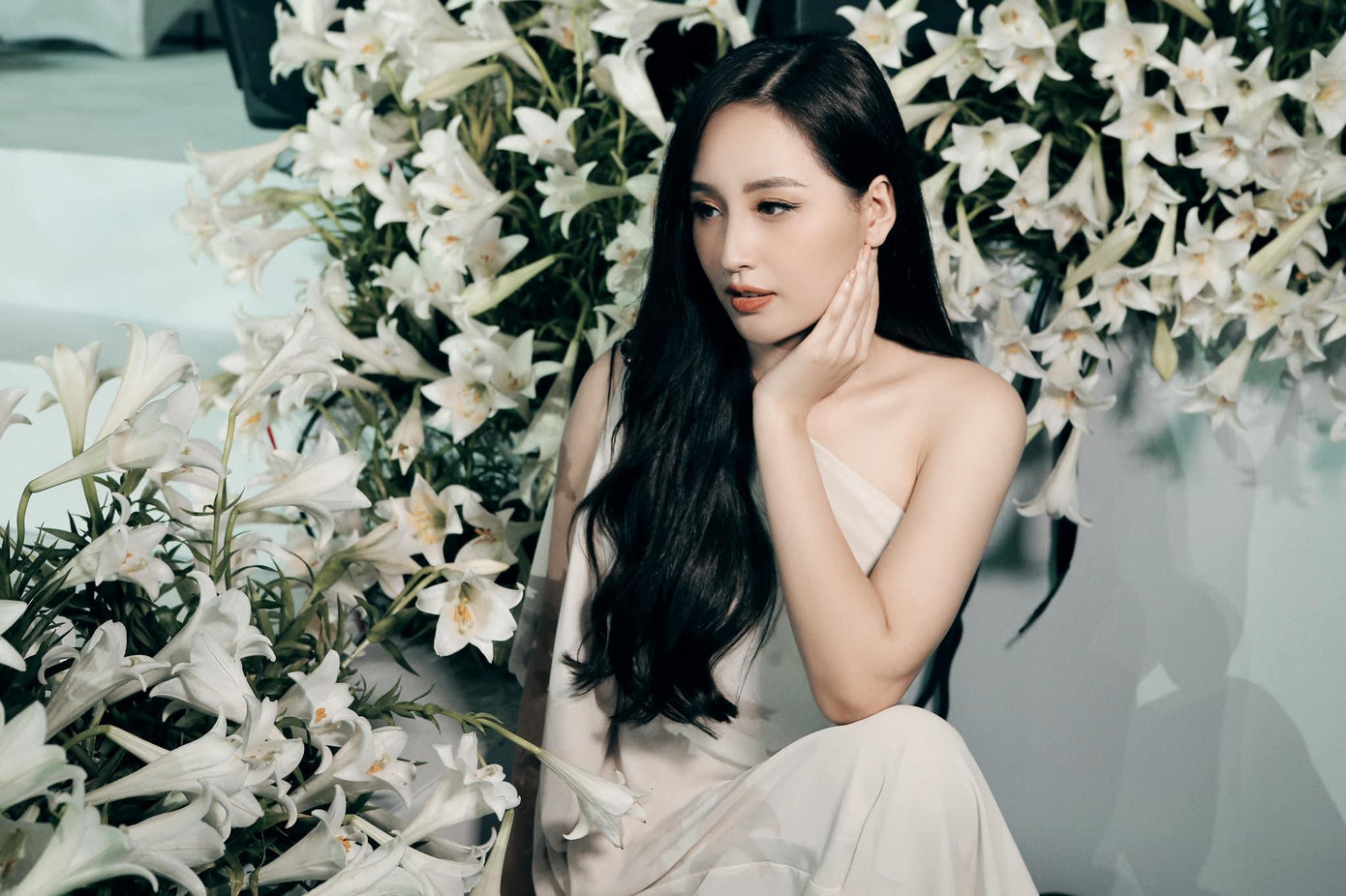 Nhan sắc đẹp hút hồn của Mai Phương nhận được nhiều khen ngợi