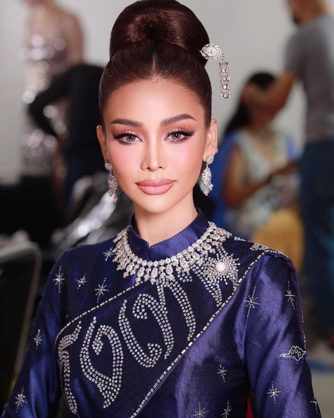 Tân Hoa hậu năm nay 26 tuổi và sở hữu nhan sắc mặn mà đang ở độ chín. Với việc giành chiến thắng, cô sẽ đại diện cho Thái Lan tại cuộc thi Miss Grand 2022 tổ chức ở Indonesia.