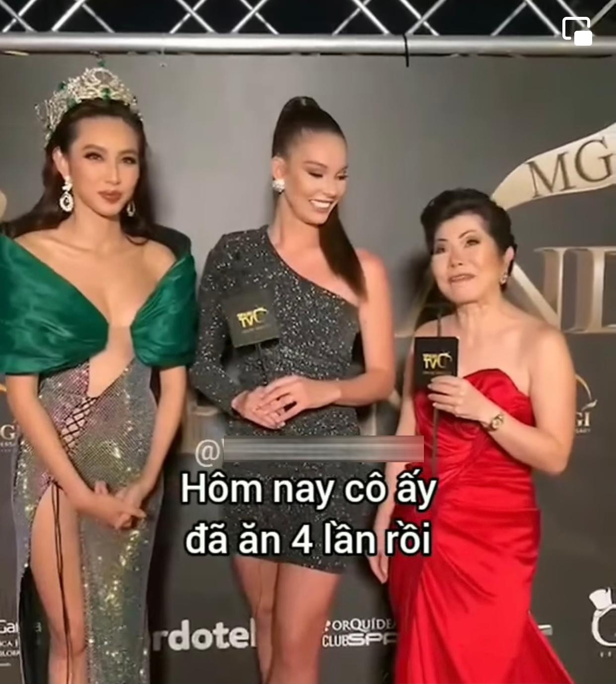 Thậm chí là đã ăn 4 lần trong một ngày khiến fans bật cười.