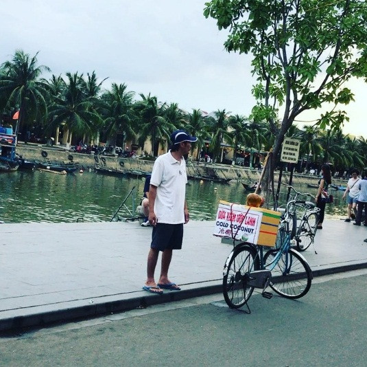 Người yêu cũ Song Hye Kyo đưa gia đình đi nghỉ ở Đà Nẵng ảnh 7