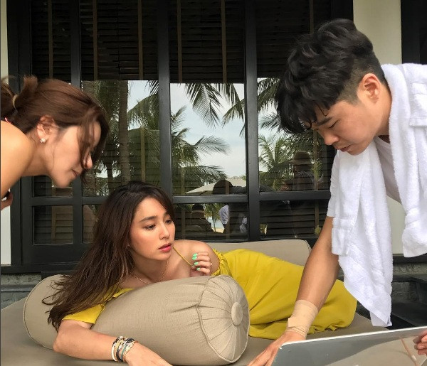 Người yêu cũ Song Hye Kyo đưa gia đình đi nghỉ ở Đà Nẵng ảnh 6