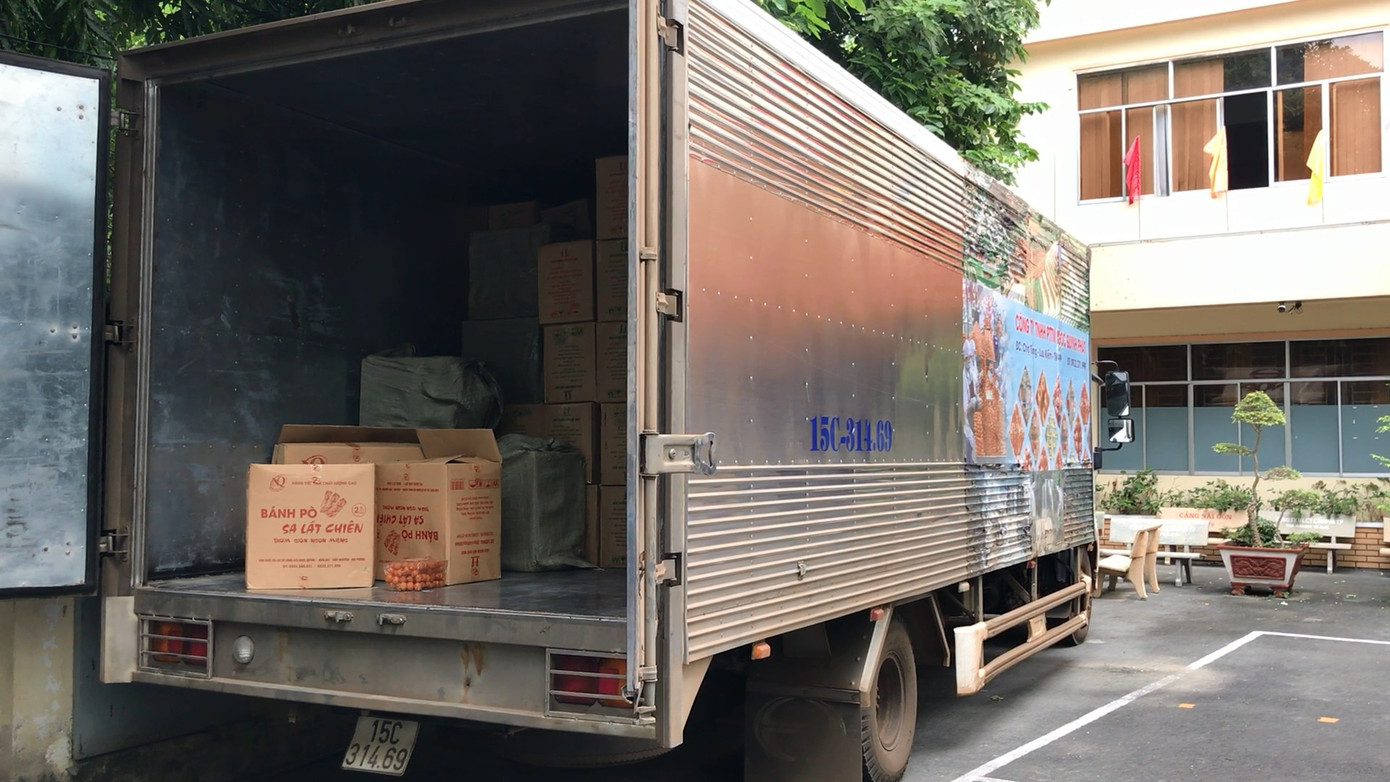 Bắt nhóm vận chuyển lô thuốc lá lậu trị giá hơn 1 tỷ đồng ảnh 1