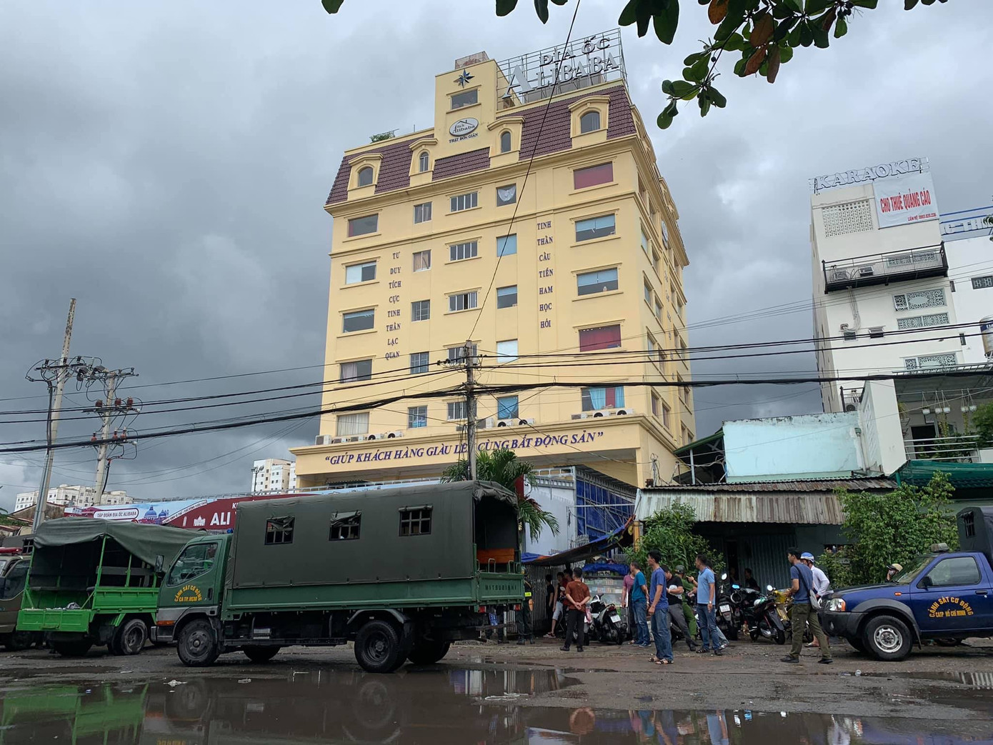 Bắt giam Chủ tịch Công ty Địa ốc Alibaba Nguyễn Thái Luyện ảnh 2