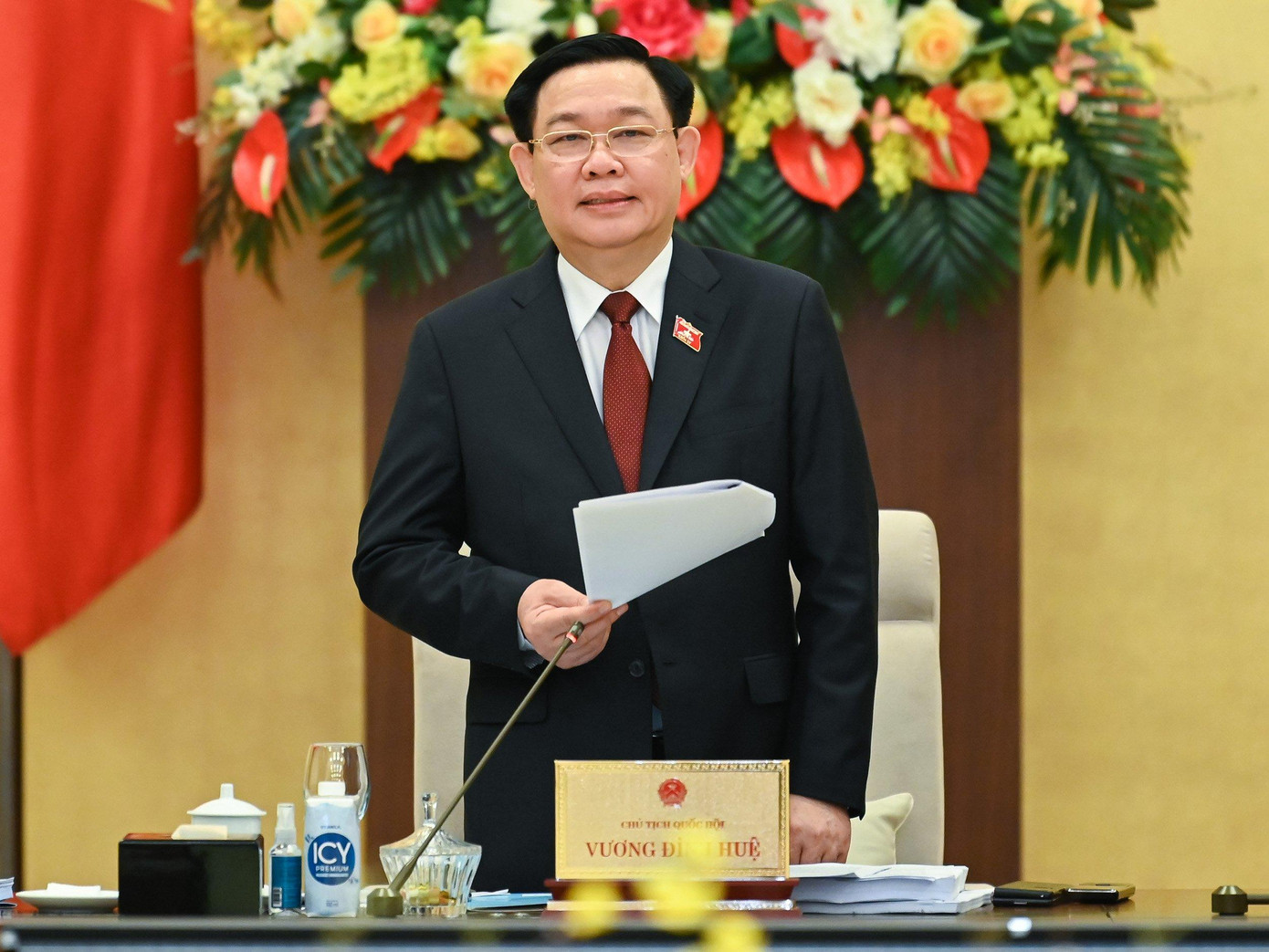 Uỷ ban Thường vụ Quốc hội cho ý kiến về phương án điều chỉnh tiền lương cơ sở ảnh 1