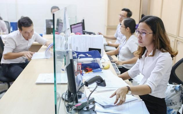 Chế độ tiền lương công chức, viên chức nhiều ngành thay đổi từ tháng 10/2022. Ảnh minh hoạ