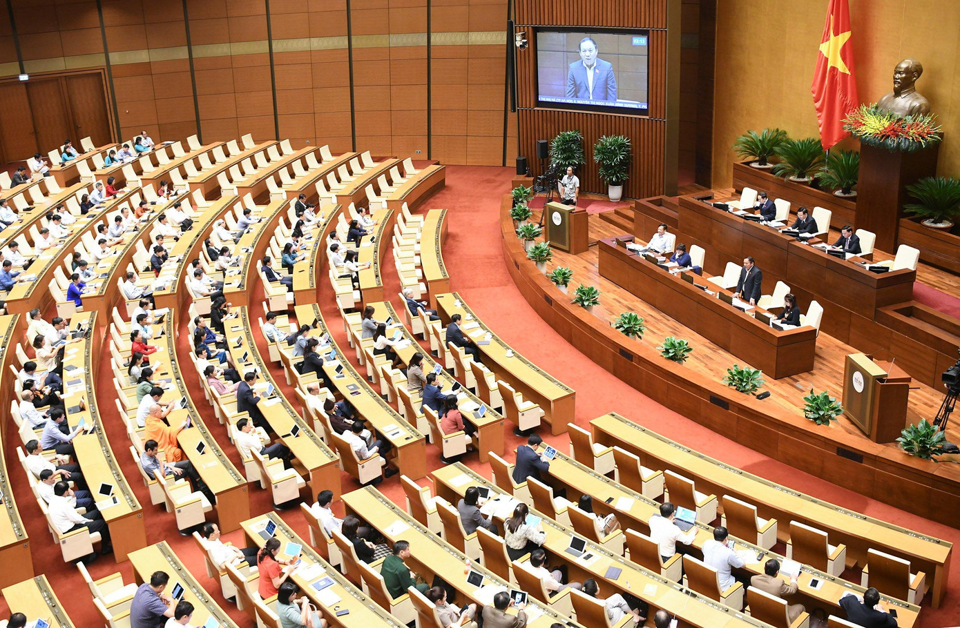 Quốc hội dành hai ngày thảo luận về tình hình kinh tế - xã hội. Ảnh Như Ý Quốc hội dành hai ngày thảo luận về tình hình kinh tế - xã hội. Ảnh Như Ý
