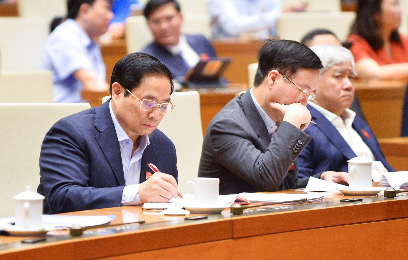 Thủ tướng Chính phủ tại phiên thảo luận về kinh tế xã hội