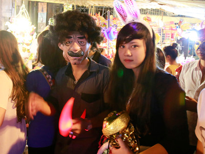  Người đẹp và ông già