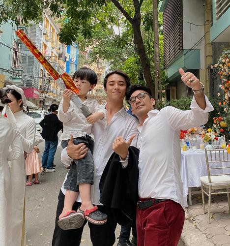 Những khoảnh khắc đời thường cùng gia đình của Hải Đăng Doo “đốn tim” cộng đồng mạng.