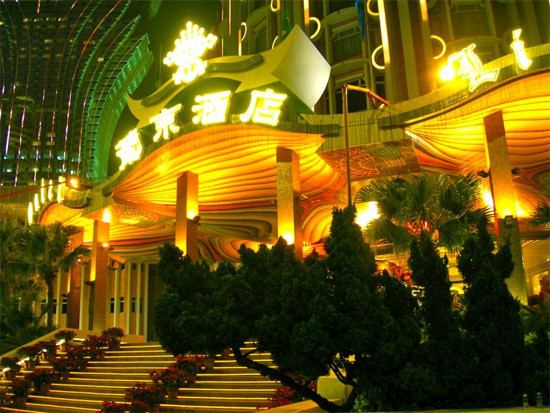 Dân số của Macau chỉ ở mức 500.000 người. Las Vegas có tới gần 2 triệu người nếu tính cả vùng đô thị của thành phố này.