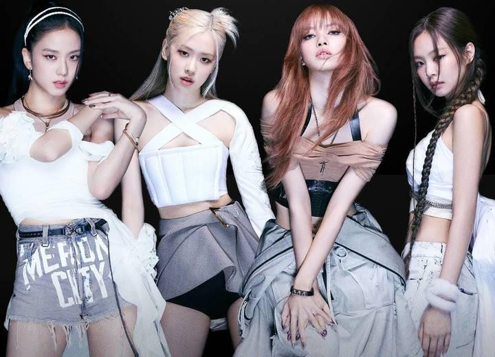 Pink Venom của BLACKPINK đứng vị trí 35 trong Top 100 bài hát hay nhất của năm được công bố vào ngày 5/12 (giờ địa phương) bởi Rolling Stone, một tạp chí âm nhạc nổi tiếng của Mỹ. Rolling Stone đánh giá: "BLACKPINK đã mở đầu cho những bản 'hit' của mùa Hè này với một giai điệu cực kỳ hấp dẫn mang đậm chất thập niên 1980". Pink Venom của BLACKPINK đứng vị trí 35 trong Top 100 bài hát hay nhất của năm được công bố vào ngày 5/12 (giờ địa phương) bởi Rolling Stone, một tạp chí âm nhạc nổi tiếng của Mỹ. Rolling Stone đánh giá: "BLACKPINK đã mở đầu cho những bản 'hit' của mùa Hè này với một giai điệu cực kỳ hấp dẫn mang đậm chất thập niên 1980".