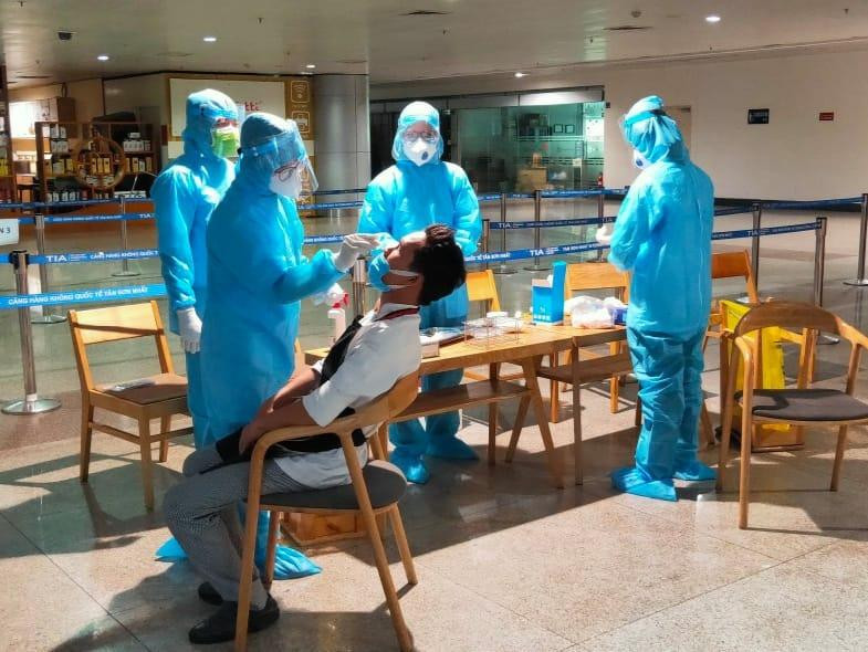 TPHCM tiếp tục triển khai lấy mẫu xét nghiệm ngẫu nhiên trong cộng đồng.