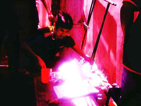 Tang vật nghi là thuốc độc được cơ quan công an thu giữ tại hiện trường. Ảnh: An ninh thủ đô Tang vật nghi là thuốc độc được cơ quan công an thu giữ tại hiện trường