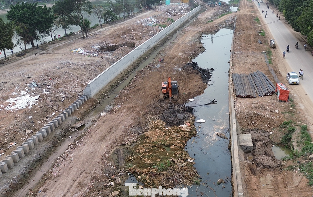 Dự án trạm bơm tiêu Yên Nghĩa có tổng diện tích cần GPMB là 29,15 ha. Dự án được khởi công từ năm 2015, do Sở NN&PTNT Hà Nội (nay là Sở NN&MT) làm chủ đầu tư. Tuy nhiên, đến tháng 1/2020 mới hoàn thành hạng mục trạm bơm tiêu Yên Nghĩa. Dự án trạm bơm tiêu Yên Nghĩa có tổng diện tích cần GPMB là 29,15 ha. Dự án được khởi công từ năm 2015, do Sở NN&PTNT Hà Nội (nay là Sở NN&MT) làm chủ đầu tư. Tuy nhiên, đến tháng 1/2020 mới hoàn thành hạng mục trạm bơm tiêu Yên Nghĩa.