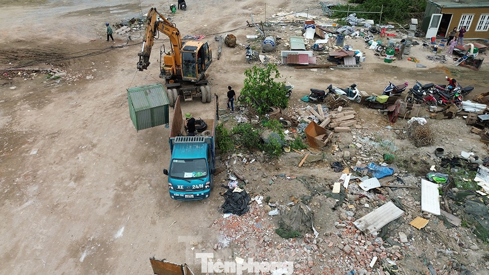 Một khu đất trên địa bàn quận Nam Từ Liêm bị chiếm dụng trái phép