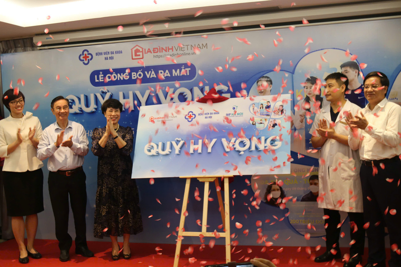 Bệnh viện Đa khoa Hà Nội ra mắt Quỹ hy vọng để chia sẻ với các gia đình vô sinh, hiếm muộn Bệnh viện Đa khoa Hà Nội ra mắt Quỹ hy vọng để chia sẻ với các gia đình vô sinh, hiếm muộn