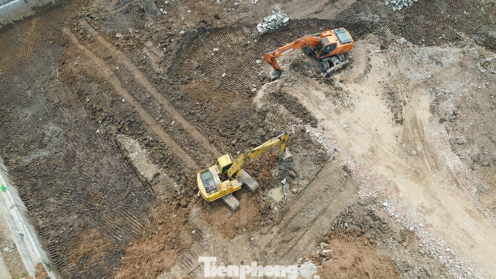 Hiện nay do giá chung cư tại Hà Nội lên cao, nhiều gia đình mong muốn có căn hộ để an cư và nhà ở xã hội có mức giá phù hợp. Tuy nhiên, việc chấm điểm mua nhà ở xã hội phải tuân theo các quy định pháp luật nên ít người tiếp cận được. Hiện nay do giá chung cư tại Hà Nội lên cao, nhiều gia đình mong muốn có căn hộ để an cư và nhà ở xã hội có mức giá phù hợp. Tuy nhiên, việc chấm điểm mua nhà ở xã hội phải tuân theo các quy định pháp luật nên ít người tiếp cận được.