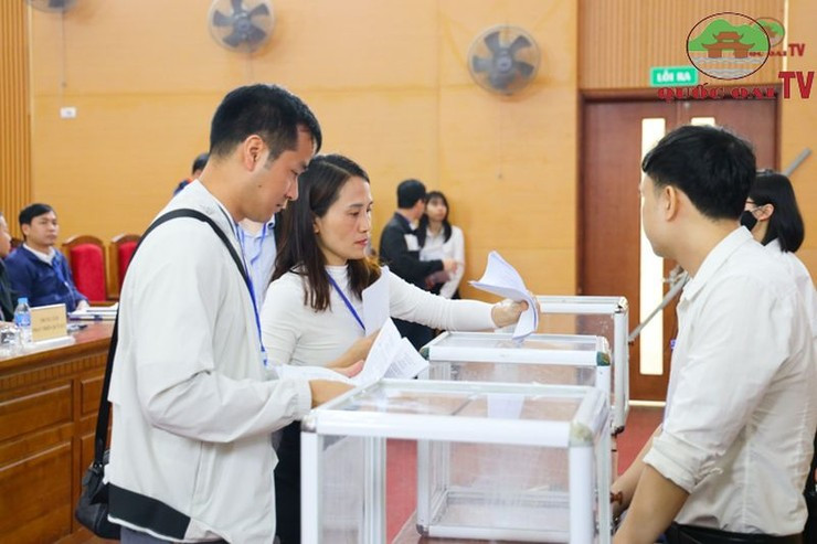 Cả 35 thửa đất đều được huyện Quốc Oai đấu giá thành công.