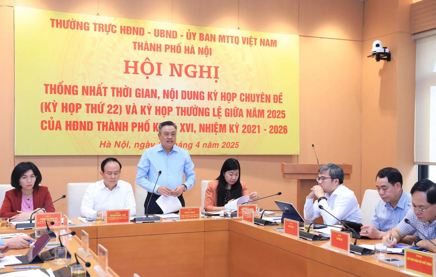 Chủ tịch UBND TP. Hà Nội Trần Sỹ Thanh phát biểu tại hội nghị.