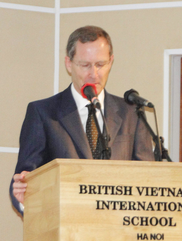 Đại Sứ Vương Quốc Anh tại Việt Nam, Tiến sĩ Antony Stokes phát biểu tại Lễ giới thiệu ICPC. Ảnh: Việt Hùng