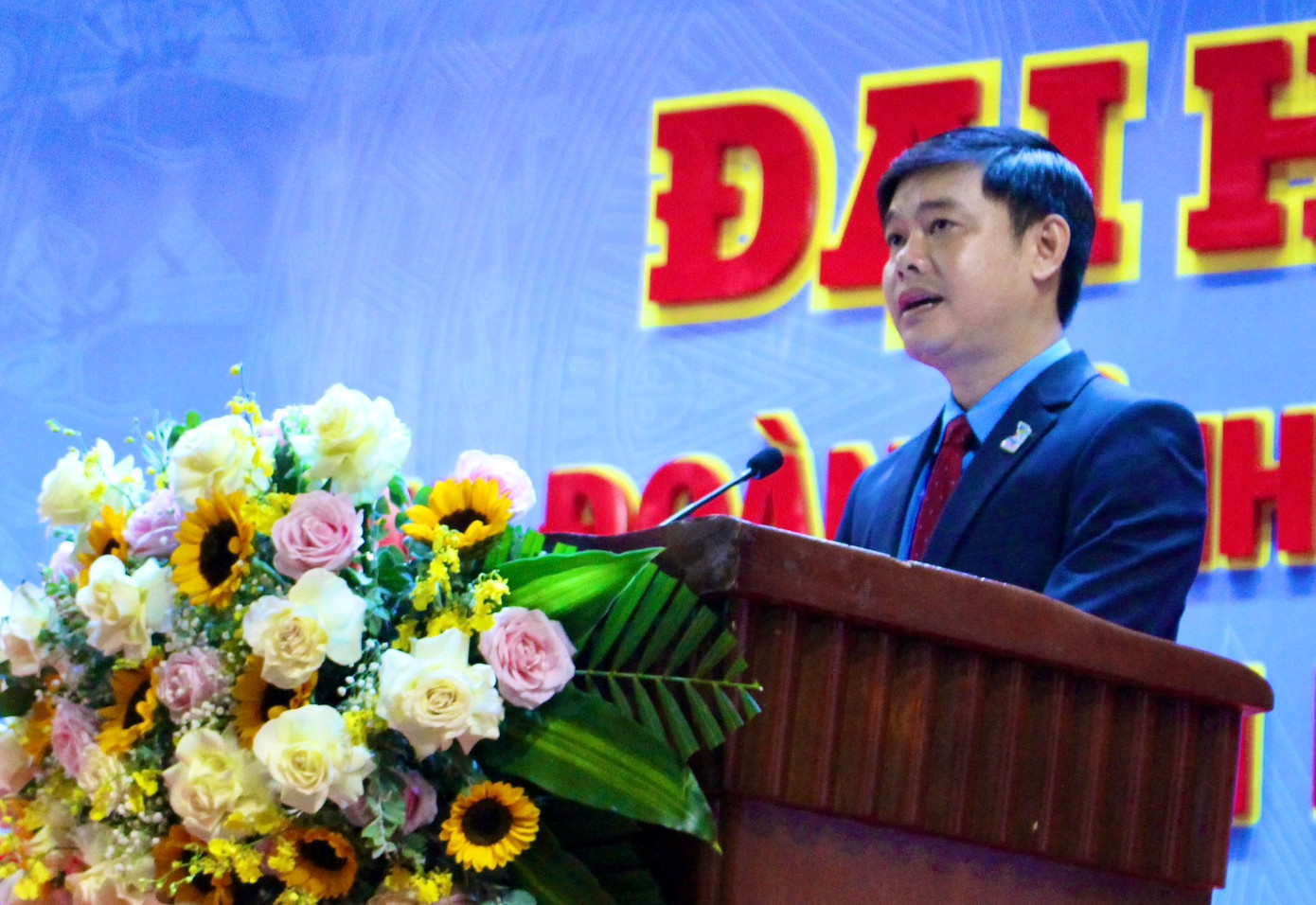 Ông Bùi Hoài Nam tái đắc cử chức Chủ tịch Liên đoàn Lao động tỉnh Khánh Hòa nhiệm kỳ 2023-2028. Ảnh: Khánh Nguyên. Ông Bùi Hoài Nam tái đắc cử chức Chủ tịch Liên đoàn Lao động tỉnh Khánh Hòa nhiệm kỳ 2023-2028. Ảnh: Khánh Nguyên.