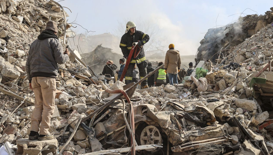 Số người thiệt mạng vì động đất ở Syria và Thổ Nhĩ Kỳ đã lên hơn 33.000 người. (Ảnh: Getty) Số người thiệt mạng vì động đất ở Syria và Thổ Nhĩ Kỳ đã lên hơn 33.000 người. (Ảnh: Getty)