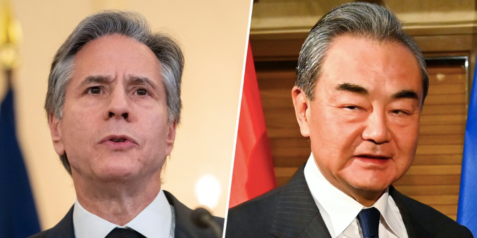 Ngoại trưởng Mỹ Antony Blinken (trái) và Chủ nhiệm Văn phòng Ủy ban công tác đối ngoại Trung ương Đảng Cộng sản Trung Quốc Vương Nghị. (Ảnh: AP) Ngoại trưởng Mỹ Antony Blinken (trái) và Chủ nhiệm Văn phòng Ủy ban công tác đối ngoại Trung ương Đảng Cộng sản Trung Quốc Vương Nghị. (Ảnh: AP)