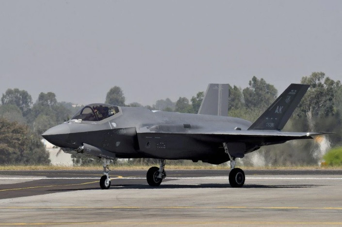 Một chiếc F-35 của Mỹ tham gia Aero India 2023. (Ảnh: Reuters) Một chiếc F-35 của Mỹ tham gia Aero India 2023. (Ảnh: Reuters)