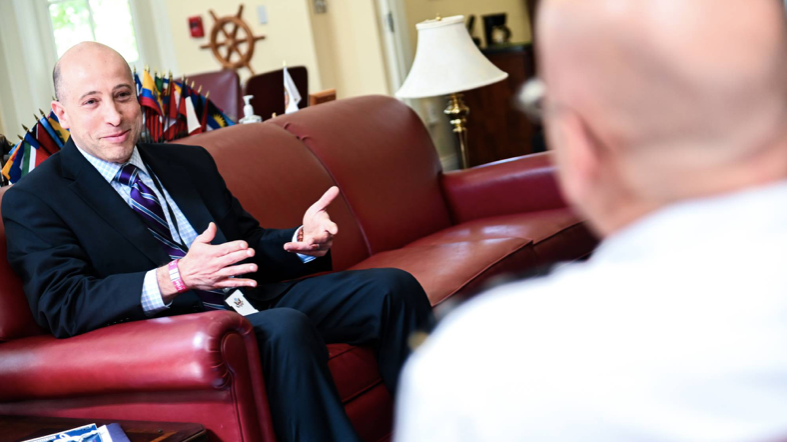 Phó trợ lý Bộ trưởng Quốc phòng Mỹ Michael Chase Phó trợ lý Bộ trưởng Quốc phòng Mỹ Michael Chase