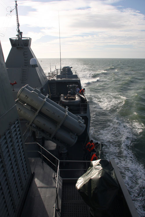 Đinh Tiên Hoàng (HQ-011) và Lý Thái Tổ (HQ-012) thuộc lớp tàu hộ vệ tên lửa Gepard 3.9 hiện đại hàng đầu của Hải quân Việt Nam hiện nay. Đinh Tiên Hoàng (HQ-011) và Lý Thái Tổ (HQ-012) thuộc lớp tàu hộ vệ tên lửa Gepard 3.9 hiện đại hàng đầu của Hải quân Việt Nam hiện nay