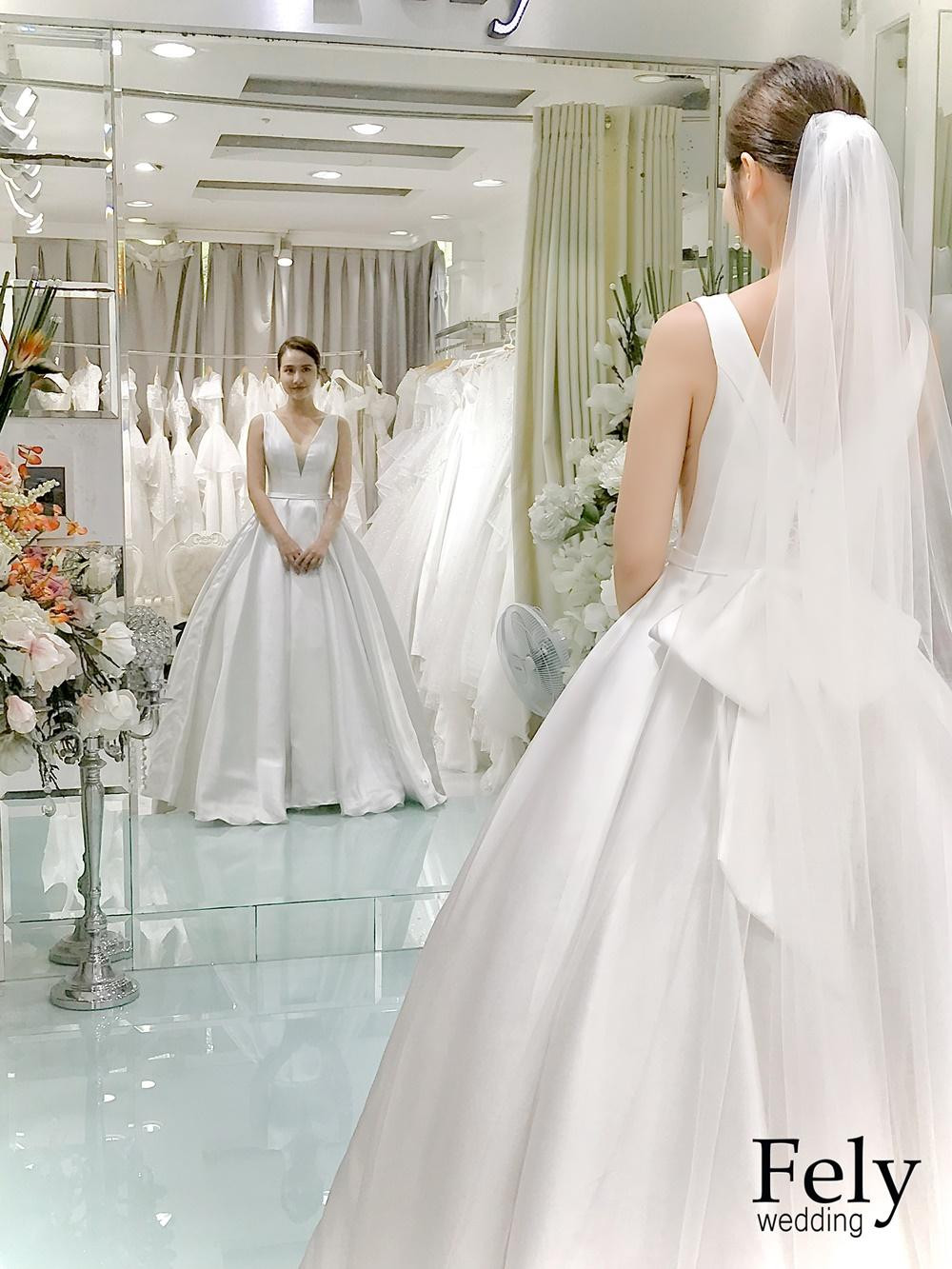 Khán giả rất chờ đợi ngày Vân Trang làm cô dâu Khán giả rất chờ đợi ngày Vân Trang làm cô dâu