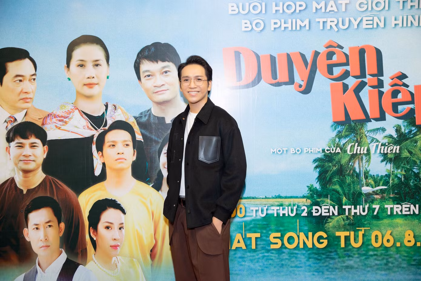 Bạch Công Khanh lựa chọn gắn bó với phim truyền hình trong nhiều năm nay.