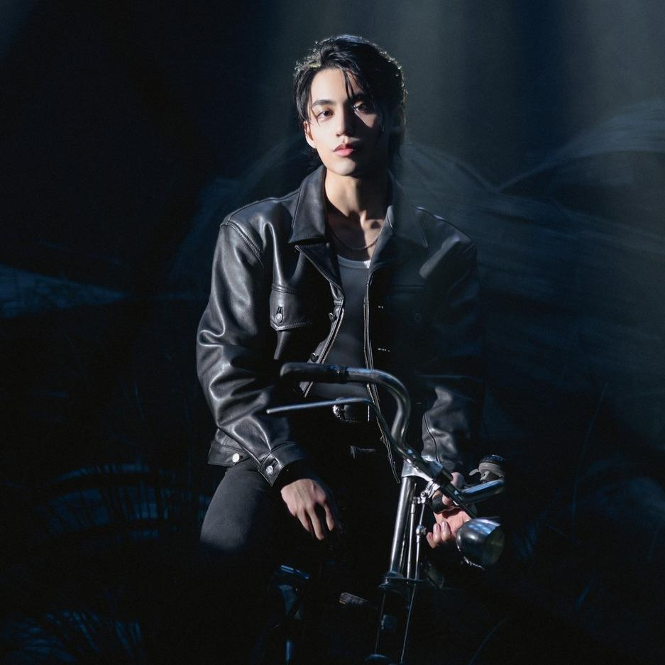 MONO là nghệ sĩ trẻ Gen Z mà The Hotel Lobby mong muốn được hợp tác. MONO là nghệ sĩ trẻ Gen Z mà The Hotel Lobby mong muốn được hợp tác.