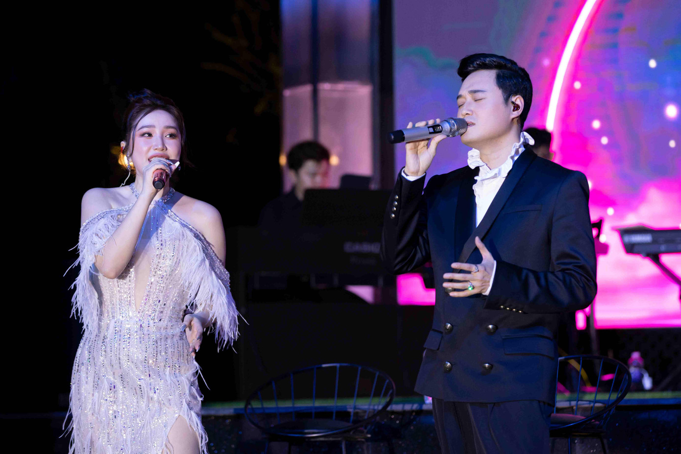 "Công chúa bong bóng" Bảo Thy và "hoàng tử sơn ca" Quang Vinh hội ngộ.