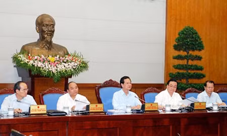 Thủ tướng Nguyễn Tấn Dũng và 4 Phó Thủ tướng trong Chính phủ hiện tại