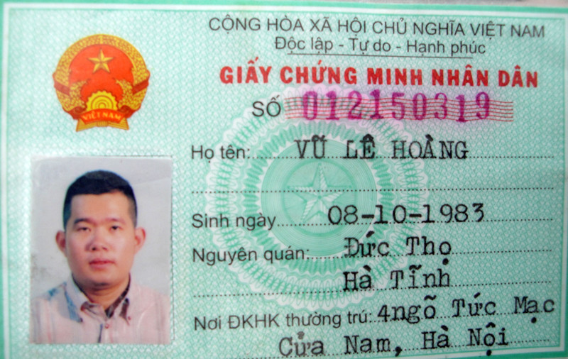 Chứng minh thư của Hoàng. Chứng minh thư của tên Hoàng