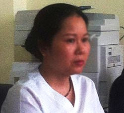 Y tá Hoa, người tiêm thiếu vắc xin cho trẻ