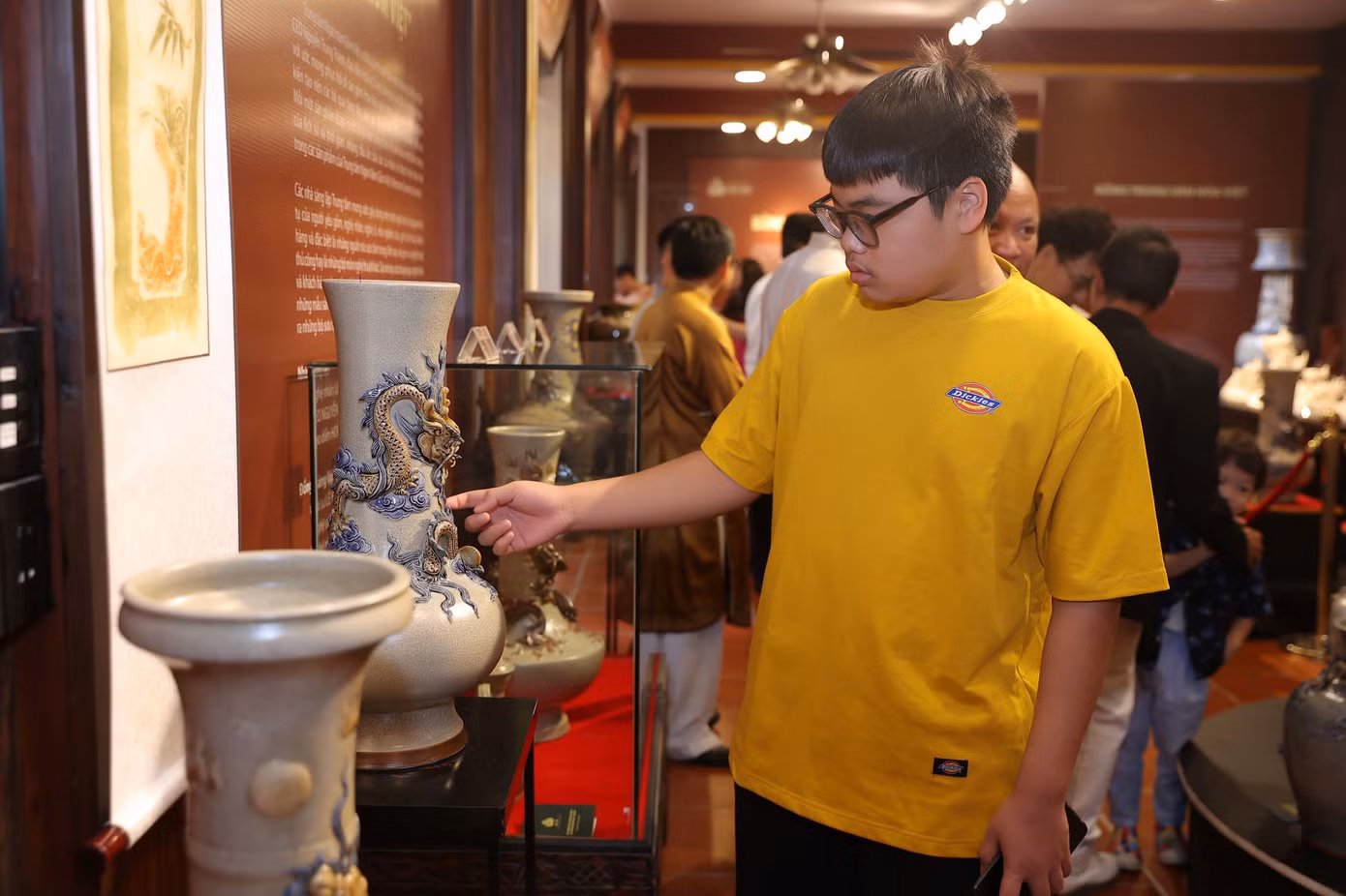 Trung tâm Ngàn năm gốm Việt là nơi trưng bày, giới thiệu những sản phẩm tinh xảo. Trung tâm Ngàn năm gốm Việt là nơi trưng bày, giới thiệu những sản phẩm tinh xảo.
