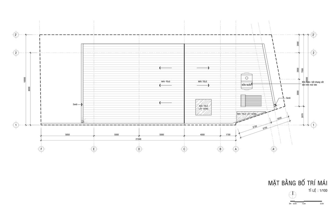 Nhà yến được bố trí như một nhà dài, hẹp tương xứng mô tả lại gian nhà của các dân tộc thiểu số ở Tây Nguyên.