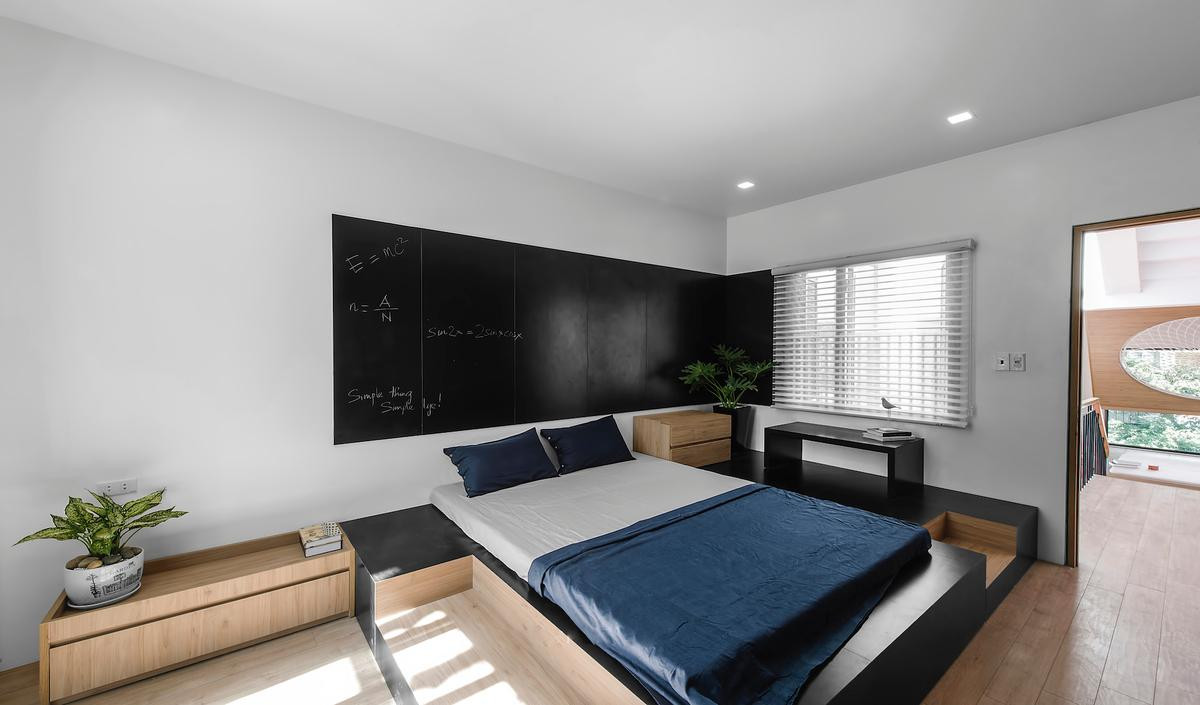 Các phòng ngủ đều được thiết kế với tiêu chí đơn giản, ít đồ đạc và chi tiết. Nội thất chủ yếu dùng gỗ công nghiệp. Các phòng ngủ đều được thiết kế với tiêu chí đơn giản, ít đồ đạc và chi tiết. Nội thất chủ yếu dùng gỗ công nghiệp.