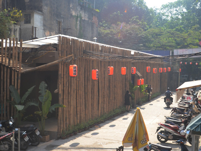 Lối vào 38 Nguyễn Huy Tự