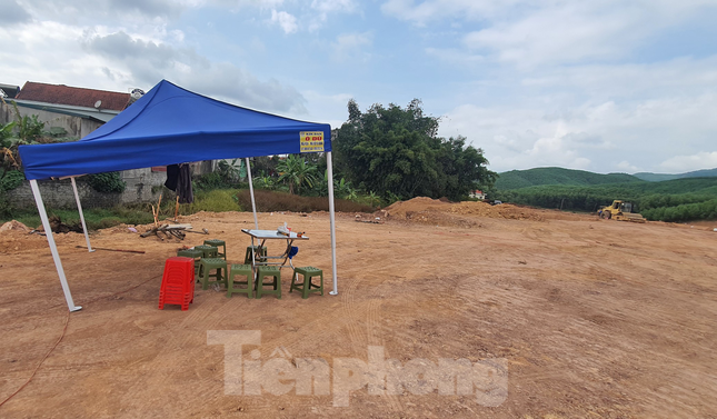 Số lượng môi giới bất động sản nghỉ việc giữa lúc thị trường bất động sản trầm lắng tăng cao, tại một số khu vực lên tới 80%. Số lượng môi giới bất động sản nghỉ việc giữa lúc thị trường bất động sản trầm lắng tăng cao, tại một số khu vực lên tới 80%.