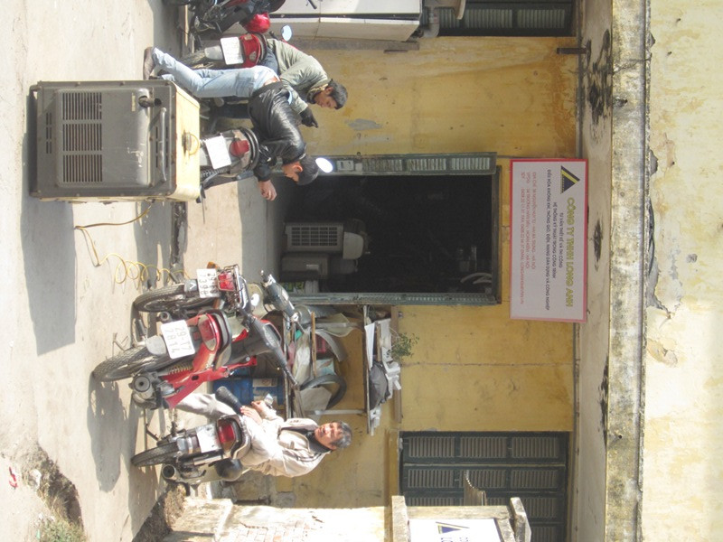 Chủ Cty TNHH Long Anh phải dùng máy nổ để phát điện và cho biêt: 