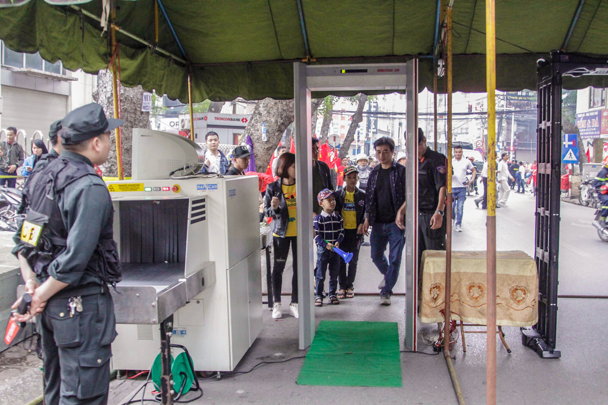 Thắng Campuchia 3-0, tuyển Việt Nam vào bán kết AFF Cup ảnh 9