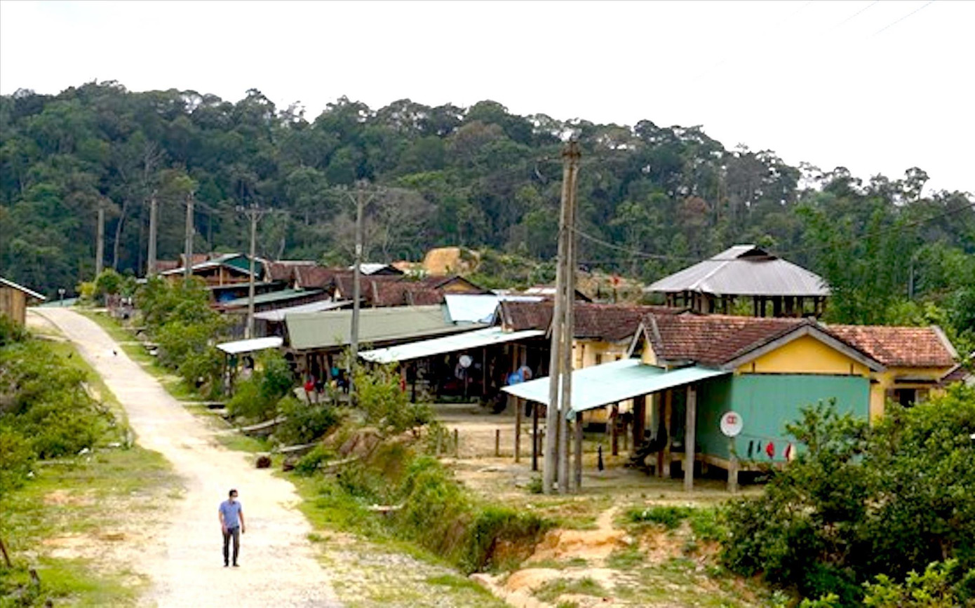 170 hộ dân tái định cư Thủy điện Thượng Kon Tum trên triền núi cao, thuộc thôn Đắk Tăng (xã Đắk Tăng, huyện Kon Plông) thấp thỏm lo động đất 170 hộ dân tái định cư Thủy điện Thượng Kon Tum trên triền núi cao, thuộc thôn Đắk Tăng (xã Đắk Tăng, huyện Kon Plông) thấp thỏm lo động đất